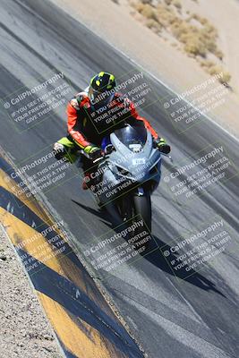 media/Dec-05-2024-Racers Edge (Thu) [[e102e0690b]]/3-B Group/Session 2 (Turn 12 Inside)/